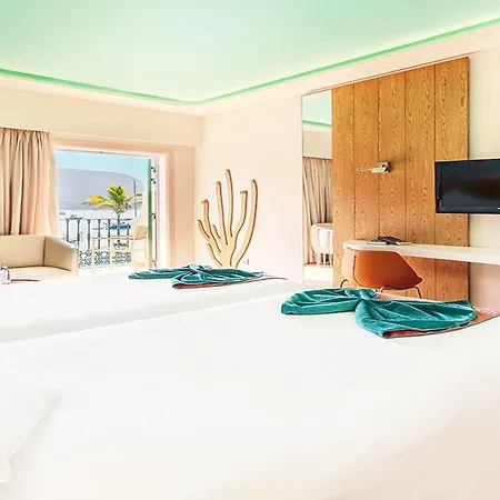 Hotel Livvo 3*