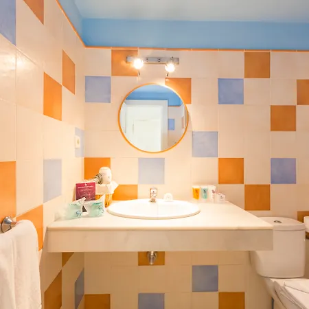 Livvo Hotel Puerto De Mogan